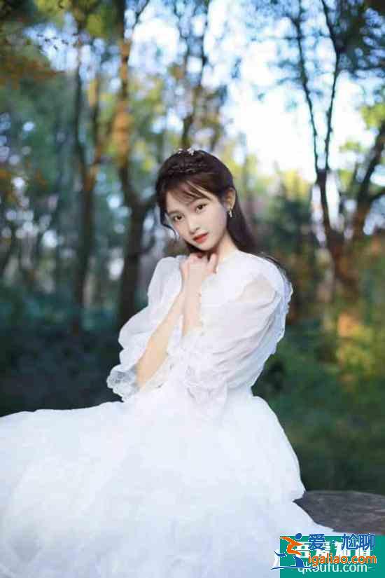 段星羽新劇《不一樣的蕭先生》殺青 體會雙重身份女主奇妙愛情？