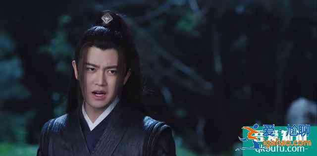任嘉倫16連冠！暮白首：那嵐岳江湖第一的“背鍋俠”坐穩(wěn)了？