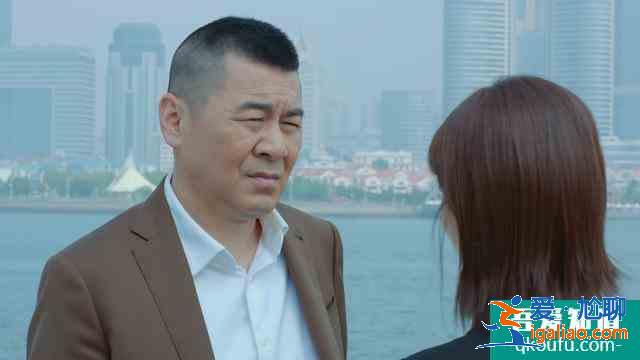 《愛(ài)我就別想太多》縱容薛瑛、想與可可離婚，李洪?！霸逼饋?lái)了？