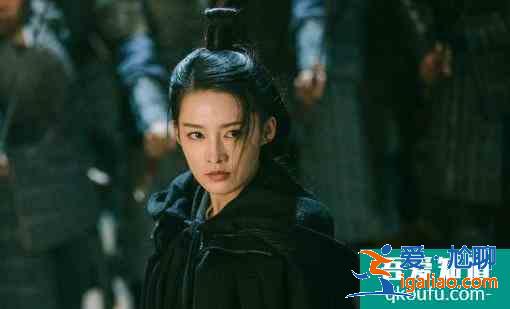 《錦繡南歌》：又美又颯的驪歌，李沁終于遇到最適合自己的角色？