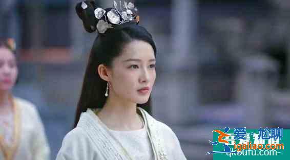 《錦繡南歌》：又美又颯的驪歌，李沁終于遇到最適合自己的角色？