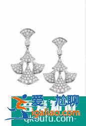 《雖然是精神病但沒關系》，暗黑童話的時尚指南？