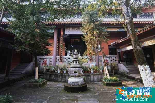 重慶華巖寺求什么比較靈驗 開放時間？