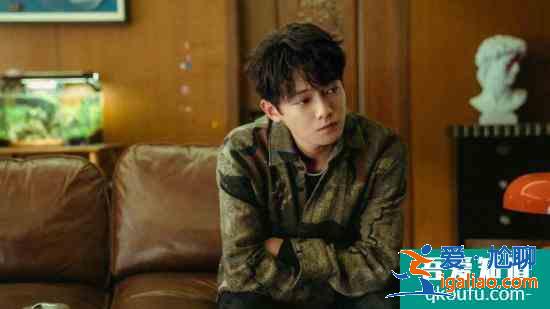 李逸男新劇《搖滾狂花》今日開播 守護(hù)型男友為愛奔赴？