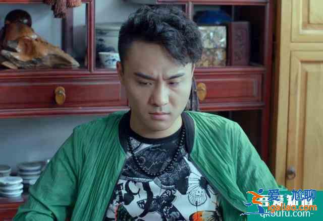 愛我就別想太多：男友吃著碗里看著鍋里，這樣的人要不要放棄？？