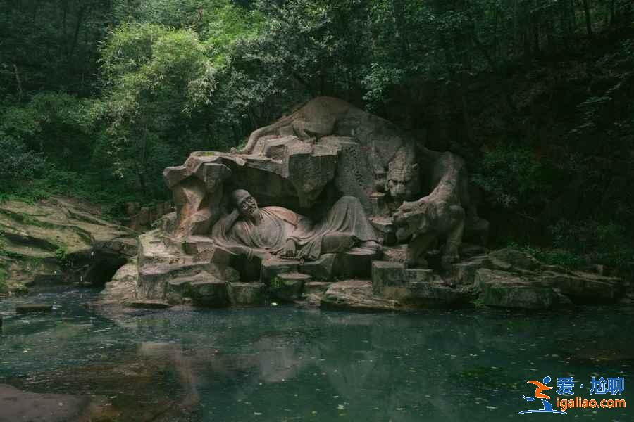 虎跑夢(mèng)泉離靈隱寺多遠(yuǎn)，虎跑夢(mèng)泉到靈隱寺怎么走，虎跑夢(mèng)泉到靈隱寺交通路線？