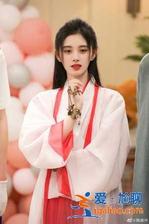 《還珠格格》4度翻拍網(wǎng)爆楊超越演小燕子 改劇名加女女情節(jié)？
