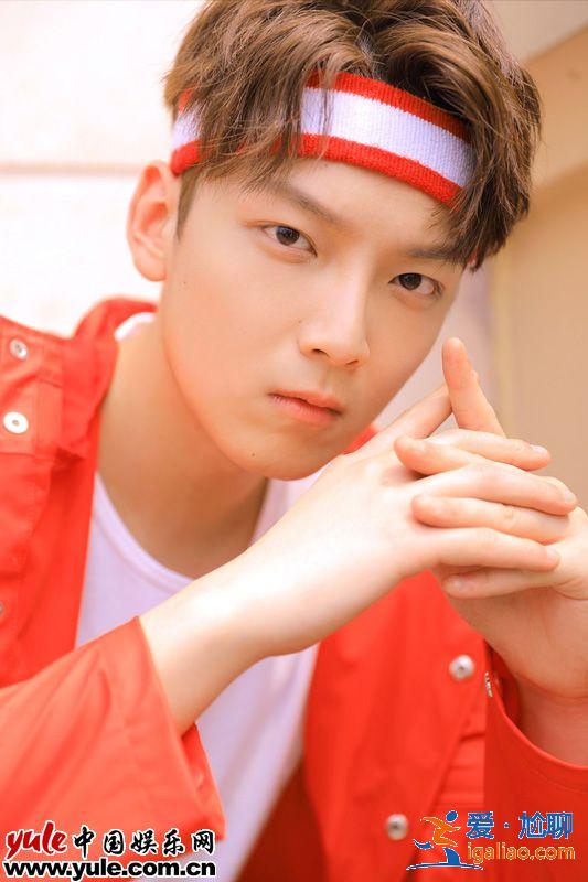王嘉萌最新寫真曝光 “運(yùn)動(dòng)系男友”上線帥氣逼人