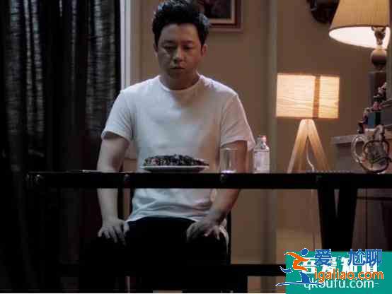 《白夜追兇》結(jié)局你看懂了嗎，最后為什么要吃掉寵物魚“老虎”？