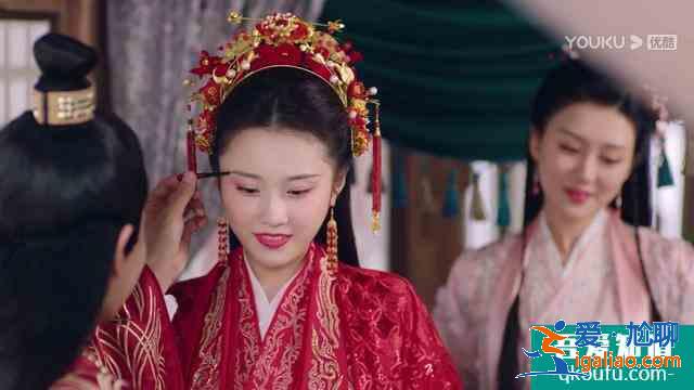 《暮白首》白首夫婦大婚當(dāng)日太虐心，凌虛閣遭剿滅，錯(cuò)在農(nóng)夫救蛇？