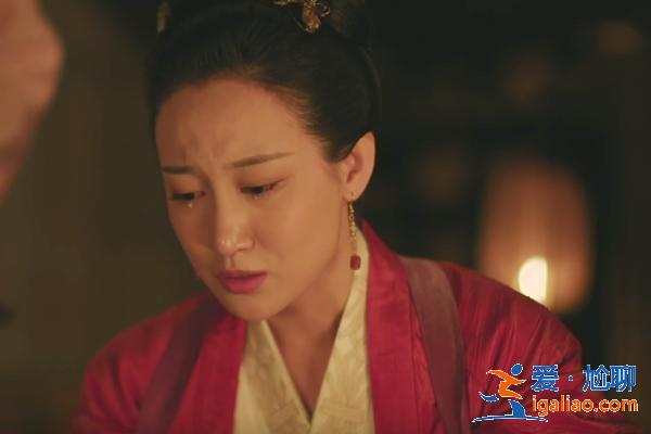 申氏發(fā)現(xiàn)小公爺與明蘭的定情信物，暗自發(fā)誓，明蘭的磨難套餐升級(jí)