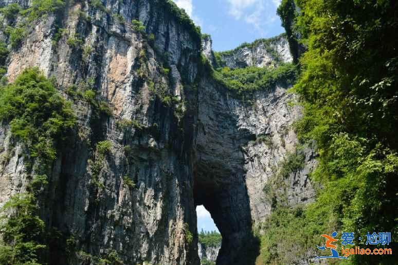 亞洲最大的天生橋群，《變形金剛4》取景地？