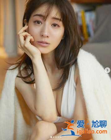 濱崎步《M》日劇首曝光 三浦翔平扮帥會長捧臉撩妹？