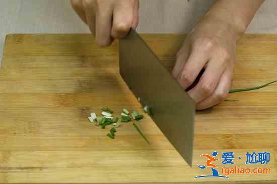 涼拌西蘭花做法？