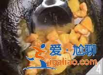 咖喱土豆雞塊怎么做？？