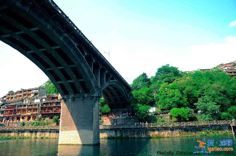 長沙自駕去鳳凰需要多長時間，長沙自駕去鳳凰路線？