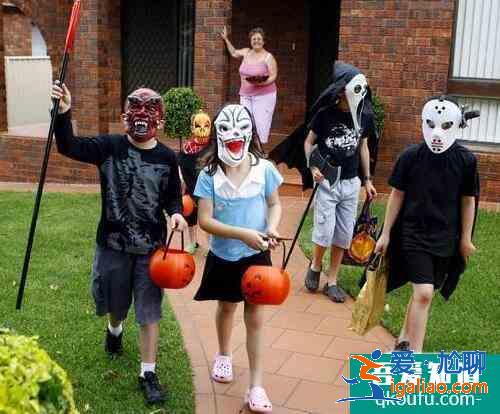 萬(wàn)圣節(jié)為什么要吃糖,萬(wàn)圣節(jié)除了糖果還吃什么？