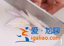 金針菇炒雞絲怎么做？？