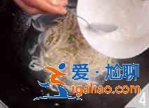 金針菇炒雞絲怎么做？？