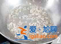 蝦皮雞蛋炒菠菜怎么做？？