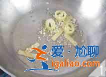 豆腐干炒豇豆怎么做？？
