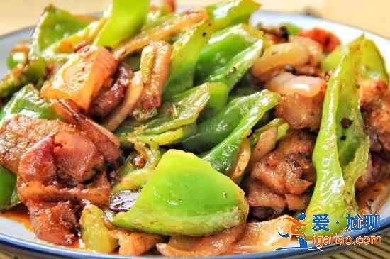 回鍋肉能和什么菜炒？
