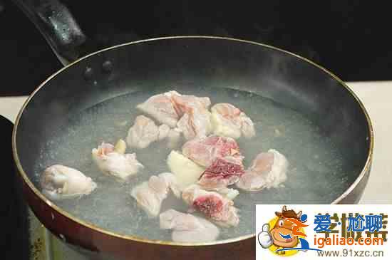 雞湯怎么燉好喝又營養(yǎng)？