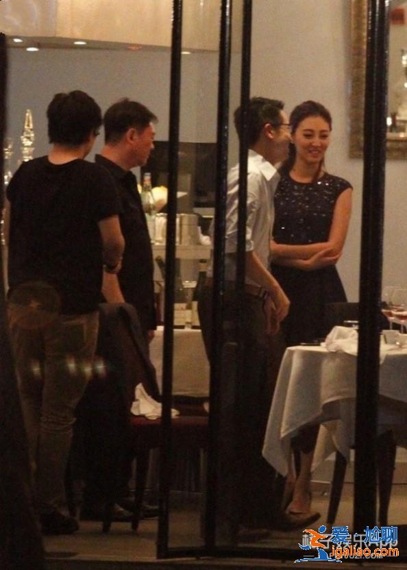 相差40歲的爺孫戀8個月就結(jié)束？還出軌200億身家富豪？