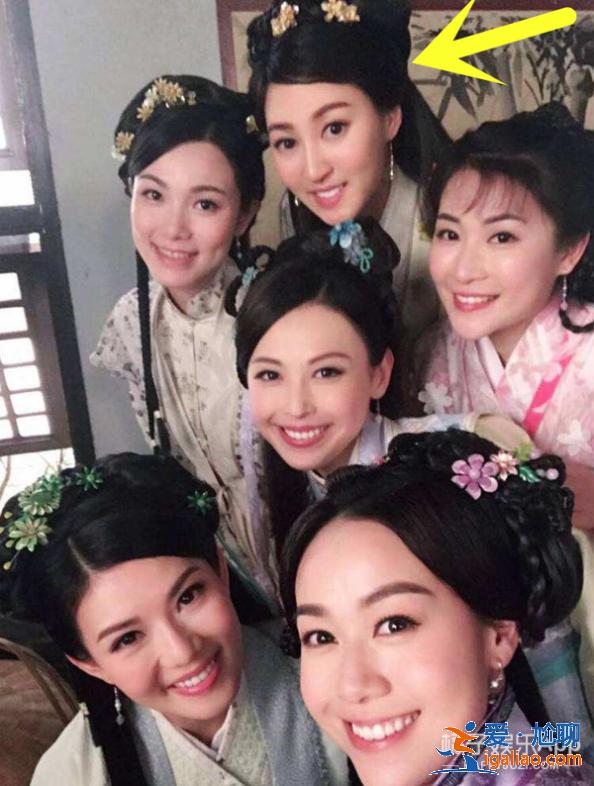 相差40歲的爺孫戀8個月就結(jié)束？還出軌200億身家富豪？