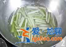 山楂炒羊肉怎么做？？