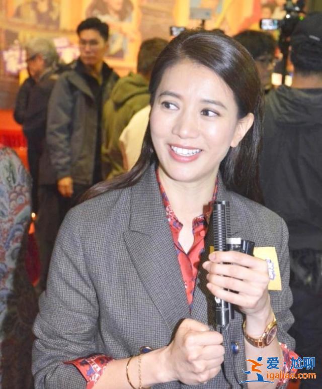 為戲狂減20斤,袁詠儀:從張智霖凝視的眼神中看得出,他夸我漂亮 為戲狂減20斤,袁詠儀:從張智霖凝視的眼神中看得出,他夸我漂亮