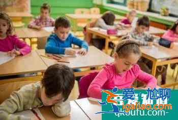 學生上課亂說話怎么辦？？