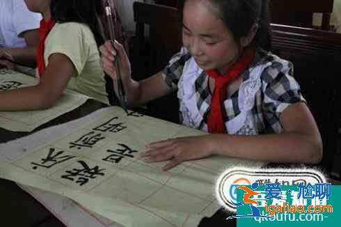 小學生如何學習毛筆書法？？