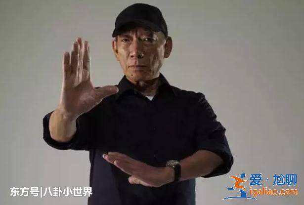 家族顯赫哥哥捧起李連杰，老爸捧紅成龍，他自己兩度傳功給周星馳