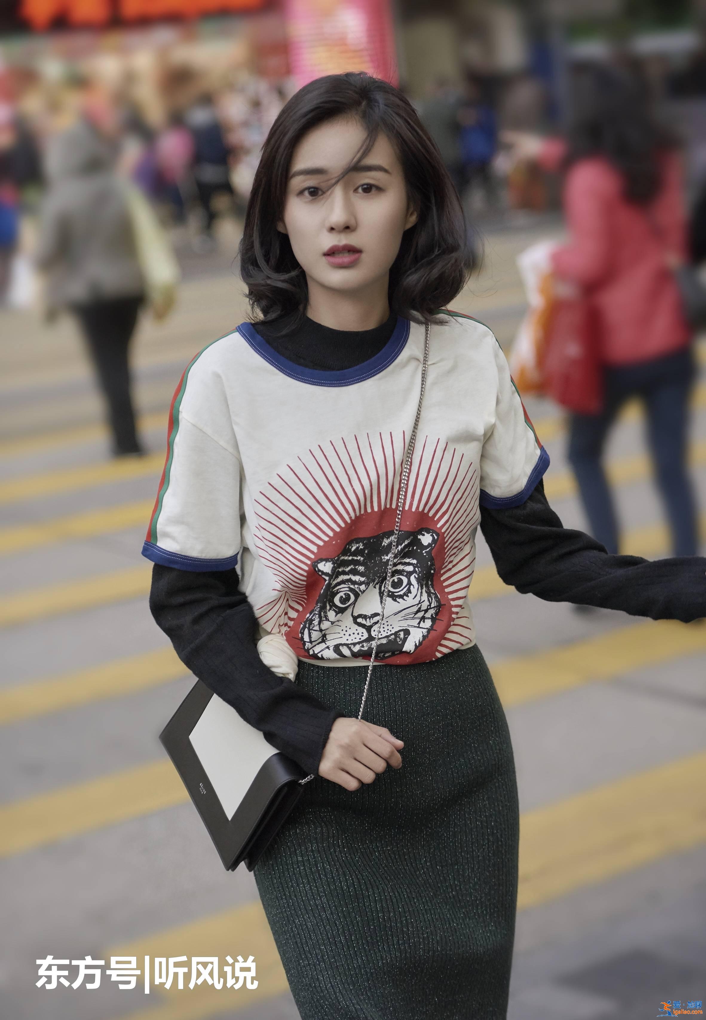 鄭合惠子一襲漸變紗裙性感到犯規(guī),高開(kāi)叉設(shè)計(jì)藏不住“漫畫(huà)腿” 鄭合惠子一襲漸變紗裙性感到犯規(guī),高開(kāi)叉設(shè)計(jì)藏不住“漫畫(huà)腿”