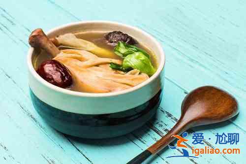 雞湯怎么燉好喝 雞湯的家常做法？