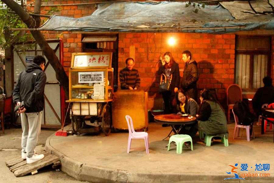 成都有什么特色老店，成都人最喜歡去哪里吃飯？