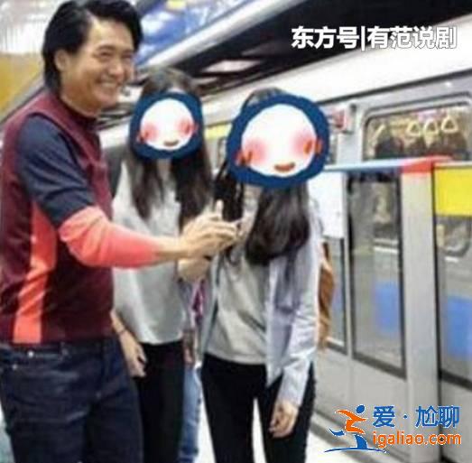 63歲周潤發(fā)街頭偶遇57歲黃日華，影帝級(jí)別的演員流行低調(diào)
