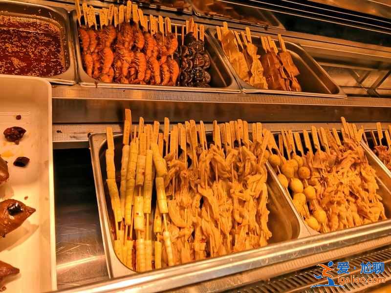 盤點(diǎn)長(zhǎng)沙最火爆的小吃街 ，吃貨福利??？