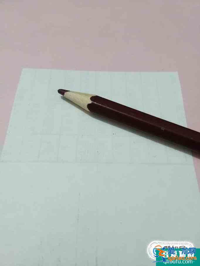 一筆一劃教寶寶畫(huà)簡(jiǎn)筆畫(huà)  如何畫(huà)小鳥(niǎo)？
