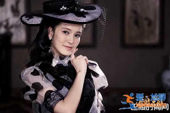 娘道洪小姐結(jié)局是什么？洪小姐最后和誰(shuí)在一起了？？