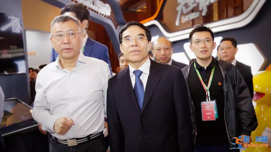 聶辰席視察芒果TV展區(qū)，湖南廣電媒體融合創(chuàng)新成績(jī)?cè)佾@肯定