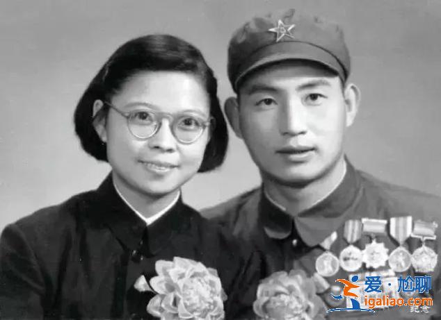 洗眼液級(jí)別美貌超全收集！港圈女神婚紗照，李嘉欣被狠狠碾壓了！