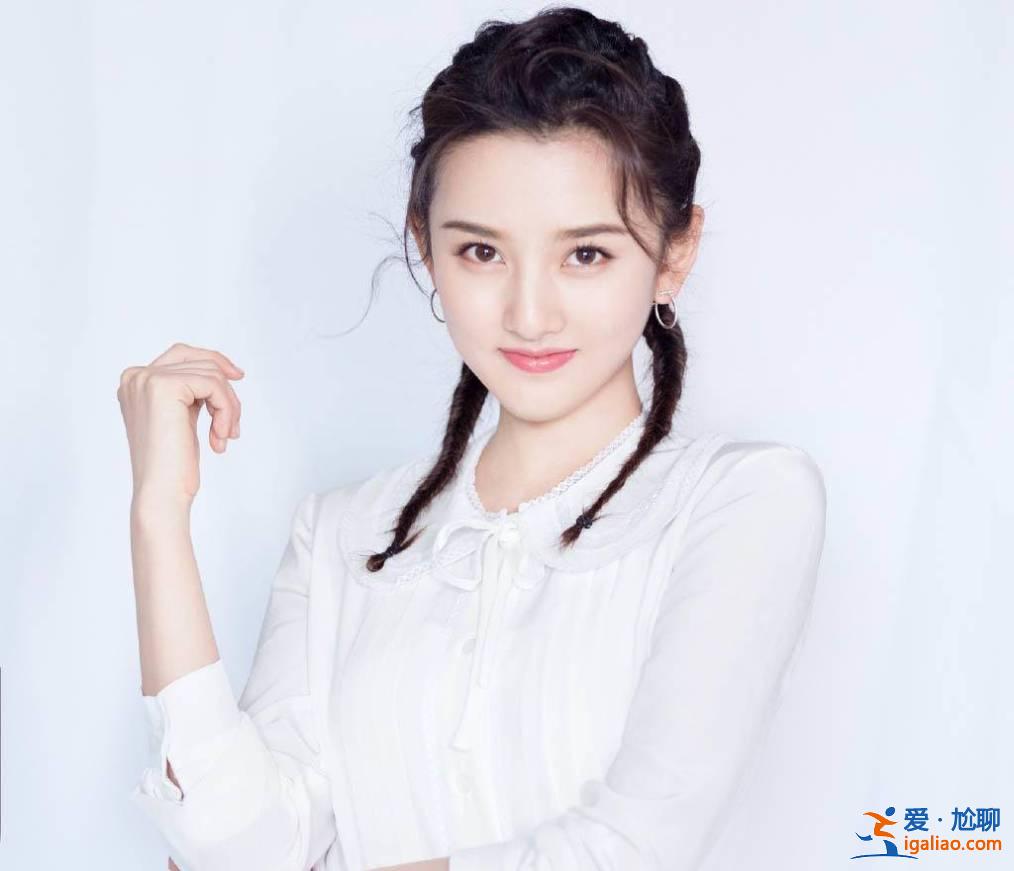 這個5月有毒？王源點燃娛樂圈，宋祖兒鬧臟話烏龍，她慘被罵哭