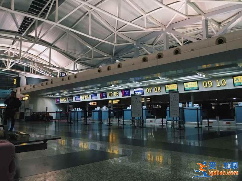 重慶江北機(jī)場(chǎng)大巴時(shí)刻表？