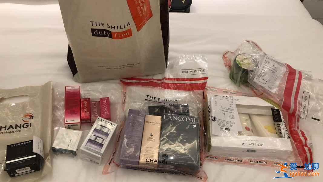 新加坡機(jī)場(chǎng)免稅店最劃算化妝品品牌，買到手軟！？