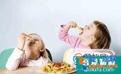 小孩子零食吃多了的害處？