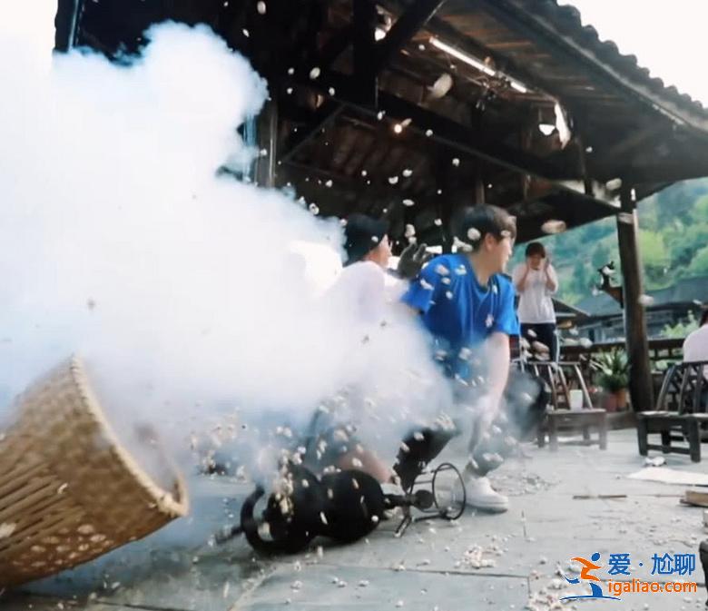 《向往的生活3》池子又炸一鍋爆米花，吼聲壯膽彭昱暢被震懵