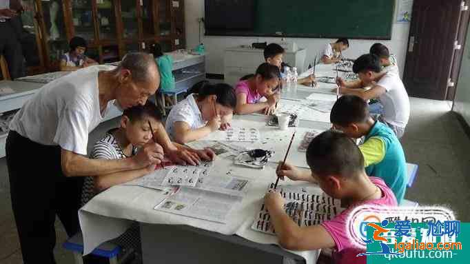 如何安排暑假假期 學生應(yīng)該怎么過暑假？
