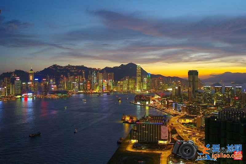 香港維港海上夜游怎么玩，香港維多利亞港夜間游船預(yù)訂，香港維港夜間游船游玩攻略？